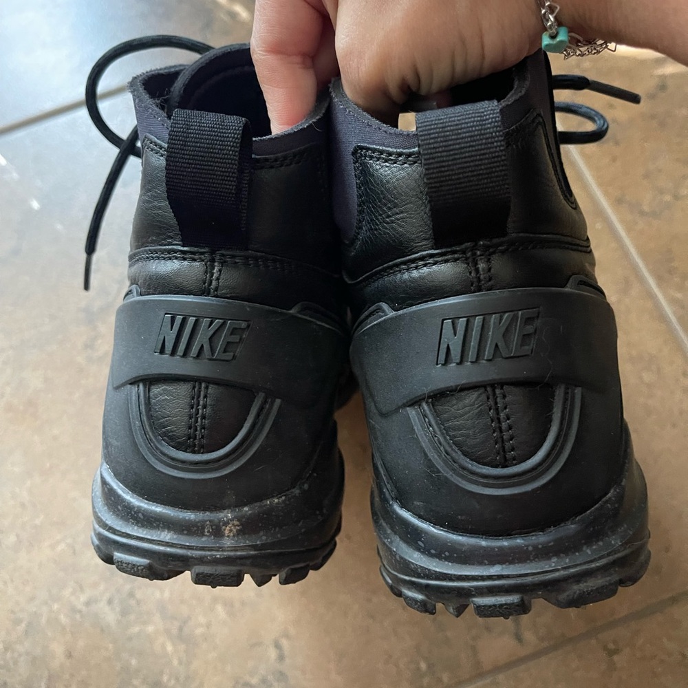Nike hiking boots